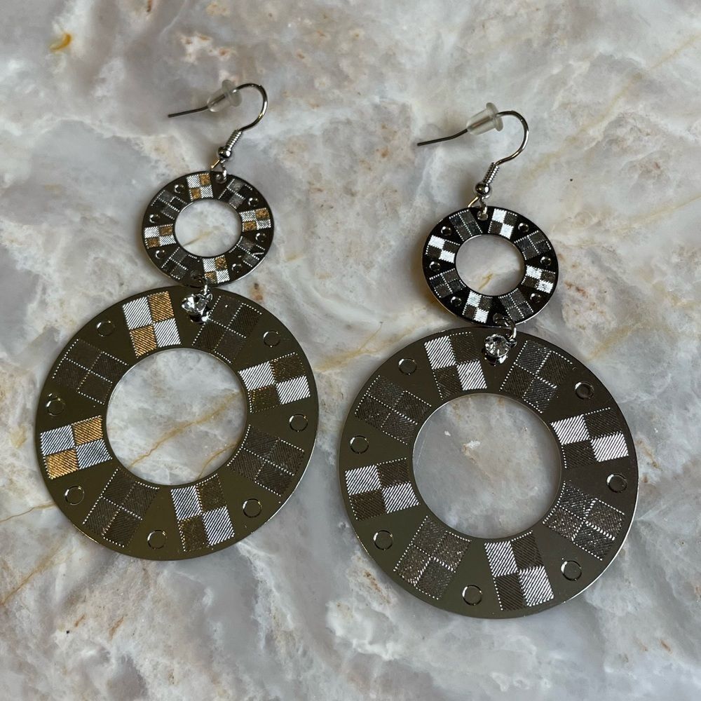 Lightweight Silver Double Hoop Earrings